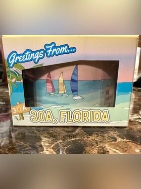 Postcards Florida Sweet peach, citrus and sea salt Scented Candle